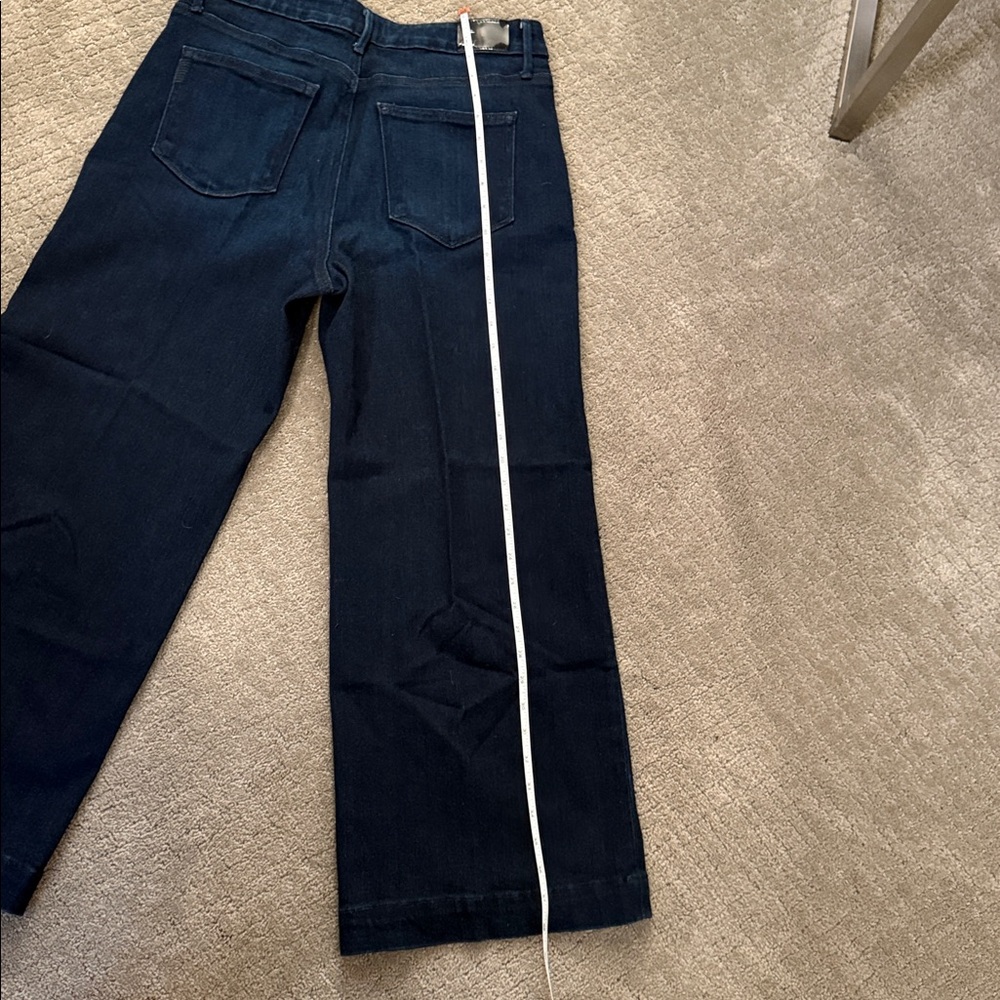 PAIGE Anessa High Rise Wide Leg Ankle
Jeans in Sussex EUC - Picture 12 of 14